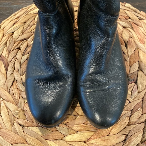 Black Leather Steve Madden Intyce Boots in size 5.5 - Picture 4 of 6